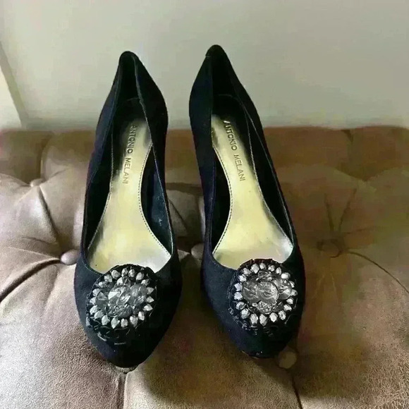 Antonio Melanie suede Heels - Picture 3 of 5